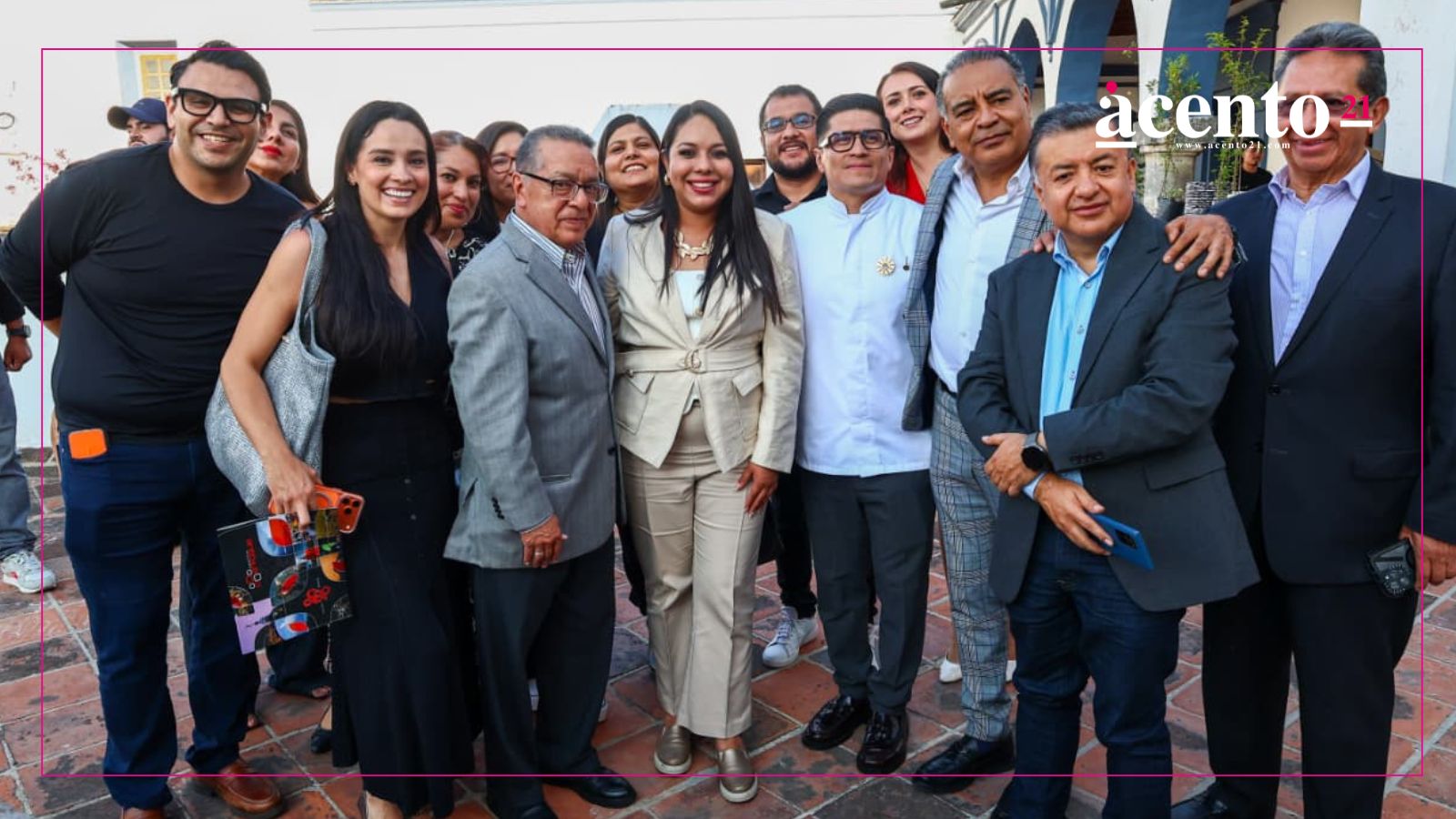 Tonantzin Fernández reconoce a Eduardo Luna por proyectar a Cholula en la gastronomía mundial