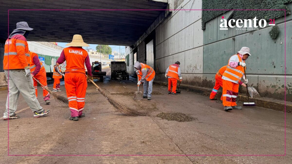 Avanzan trabajos de recuperación en viviendas y comercios afectados por las lluvias en Puebla