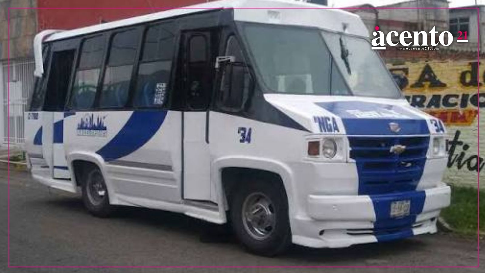 Atracan pasajeros de la ruta Angelópolis en la 19 Norte y la policía tardó varios minutos en llegar Atracan pasajeros de la ruta Angelópolis en la 19 Norte y la policía tardó varios minutos en llegar
