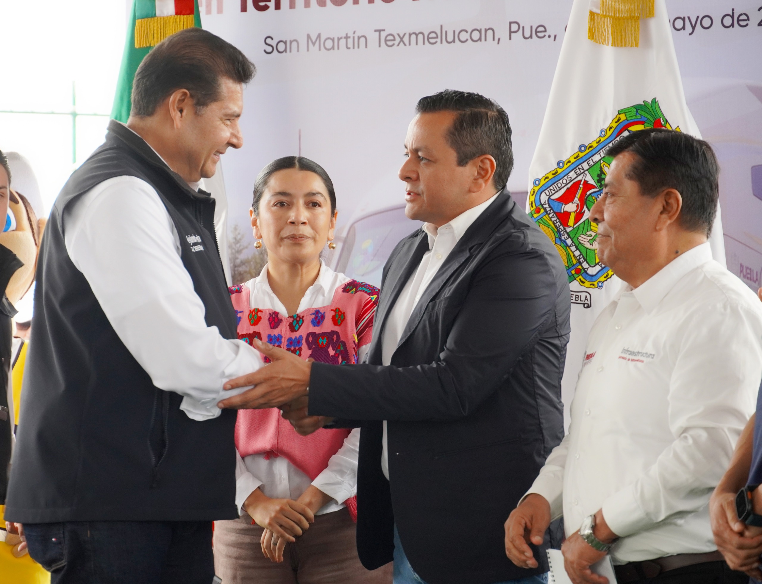 Juan Manuel Alonso acompaña al gobernador Alejandro Armenta en inauguración de centro para operadores de carga Juan Manuel Alonso acompaña al gobernador Alejandro Armenta en inauguración de centro para operadores de carga