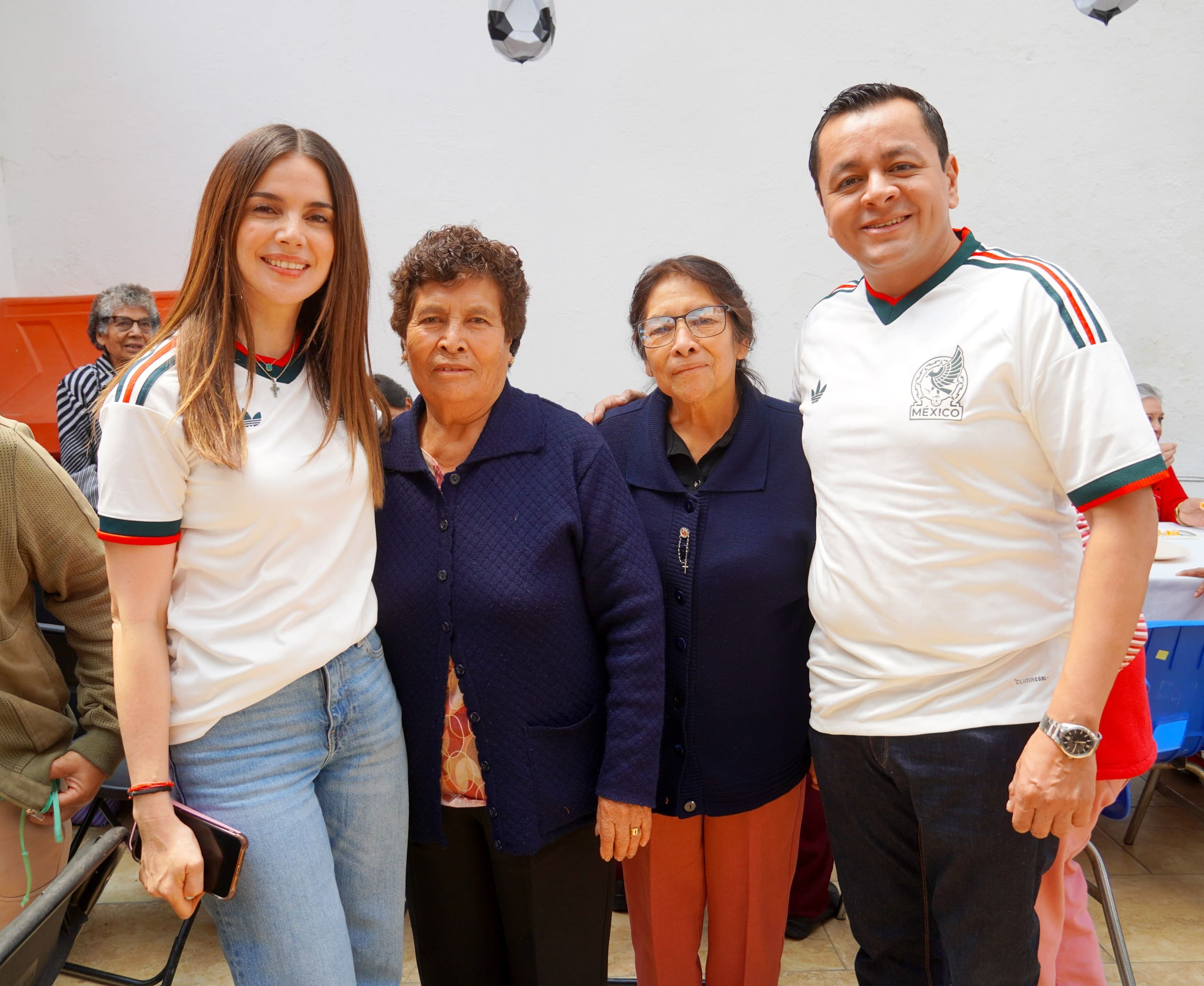 DIF de Texmelucan celebra a padres adultos mayores en la estancia “Nuevo Amanecer”