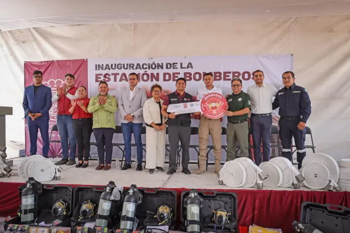 Cuautlancingo inaugura su primera Estación de Bomberos con inversión de 6.7 millones de pesos Cuautlancingo inaugura su primera Estación de Bomberos con inversión de 6.7 millones de pesos