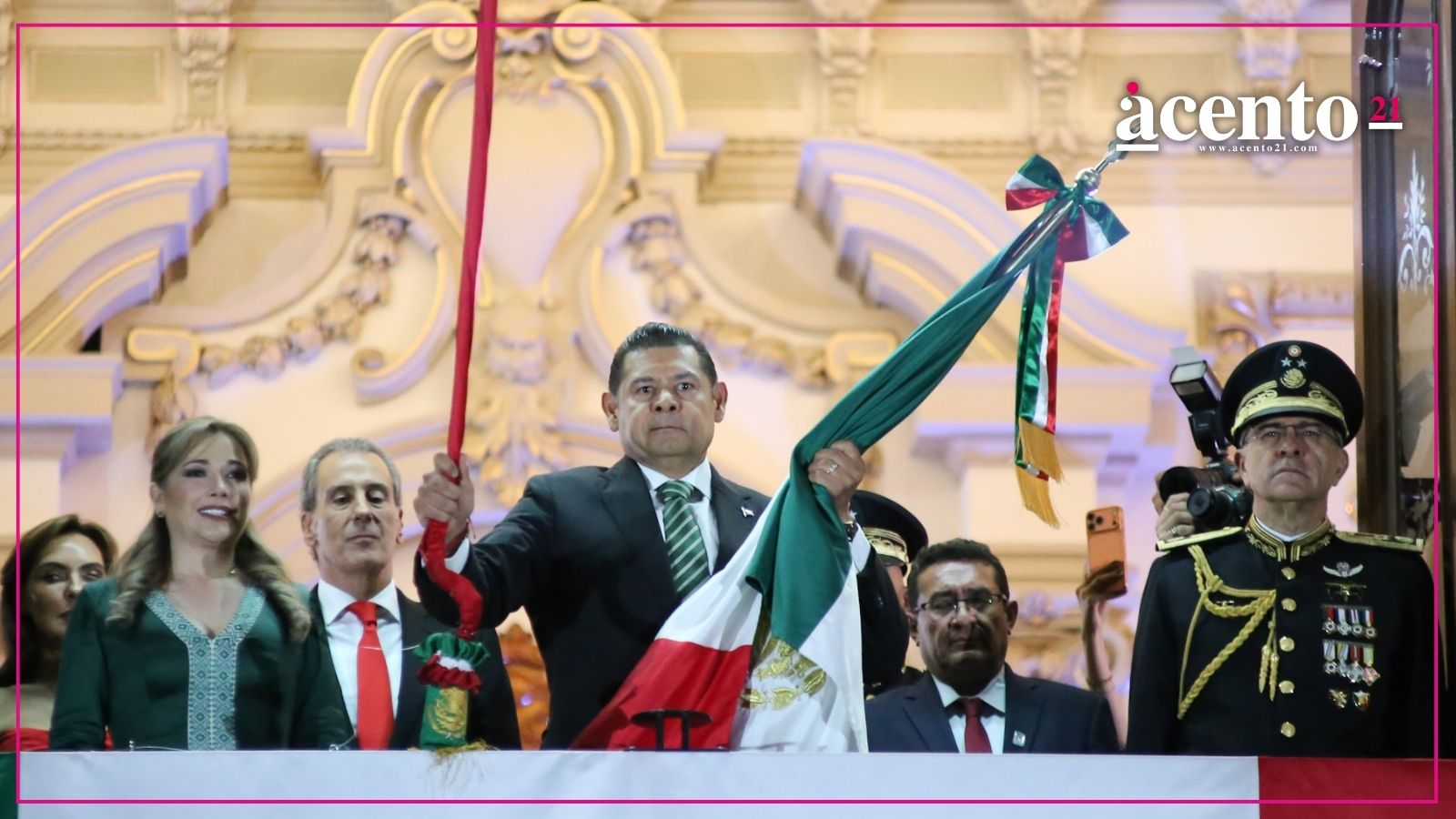 Armenta incluye a madres y familias buscadoras en su Grito de Independencia