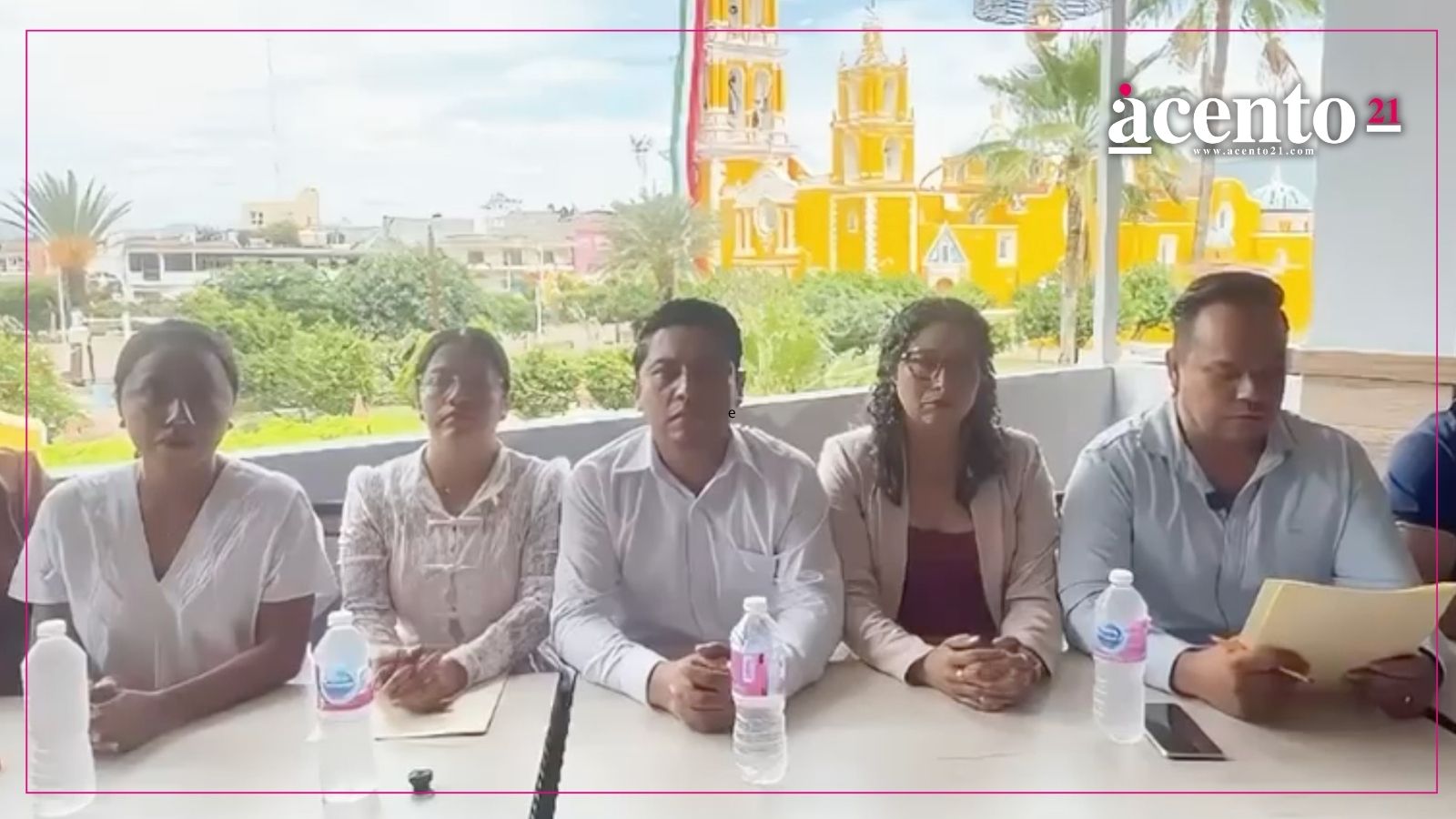 Renuncian regidores de Acatlán antes de comparecer ante el Congreso
