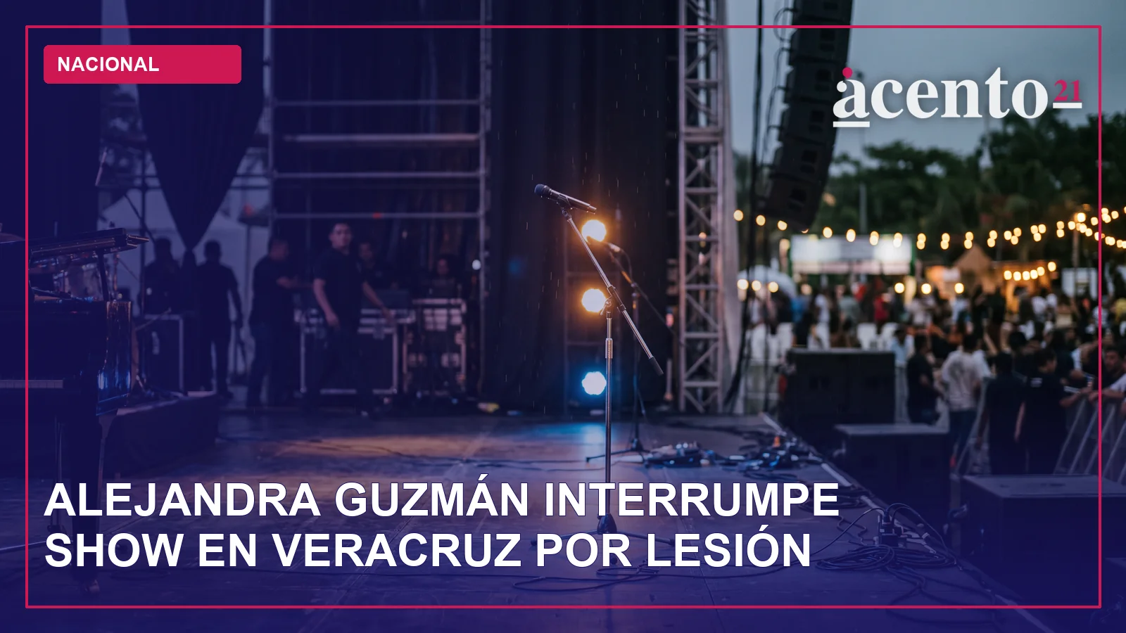 Una imagen de un escenario de concierto con luces brillantes y un micrófono en el centro.