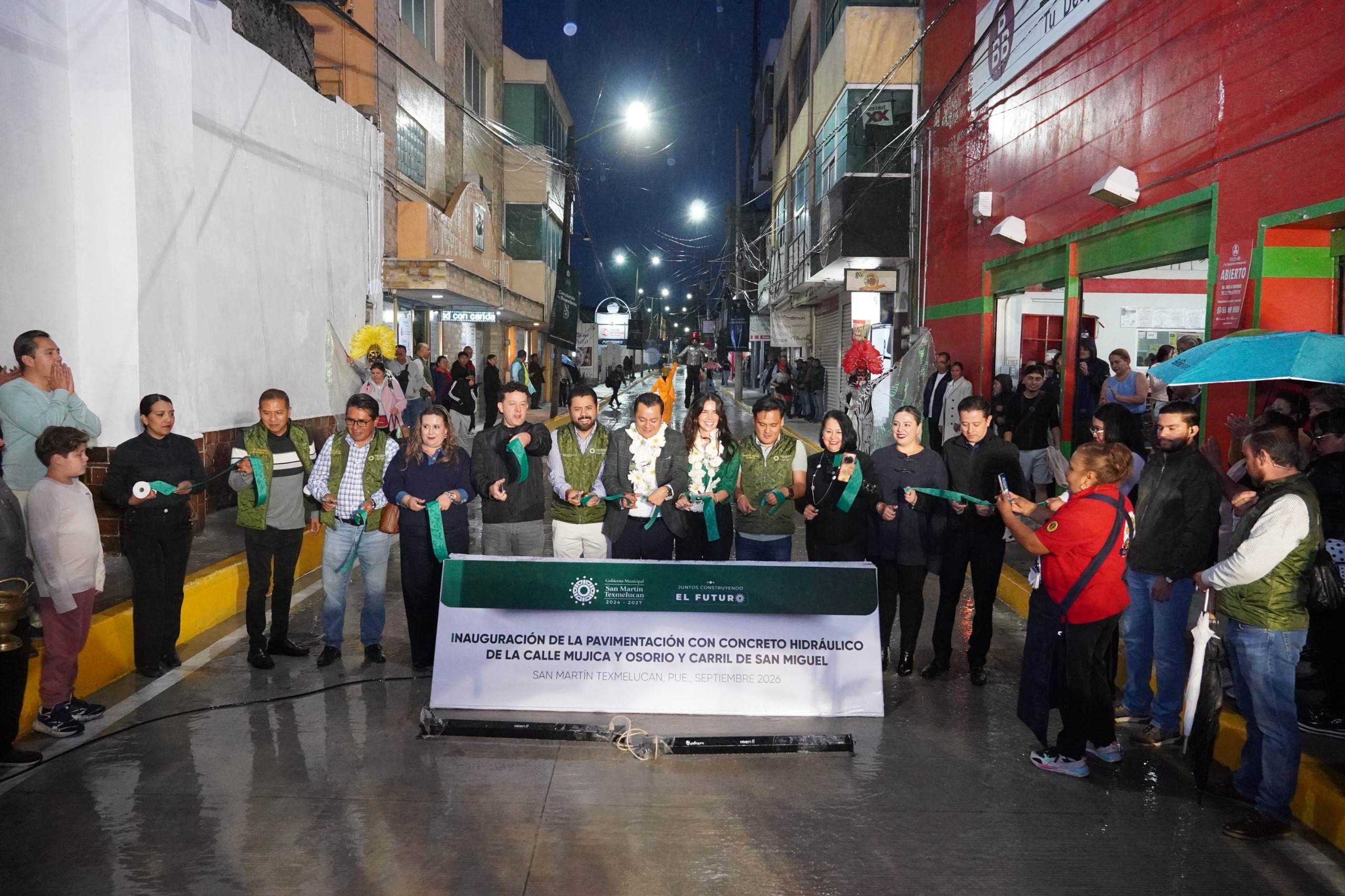 Juan Manuel Alonso inaugura pavimentación de calle Mújica y Osorio en Texmelucan