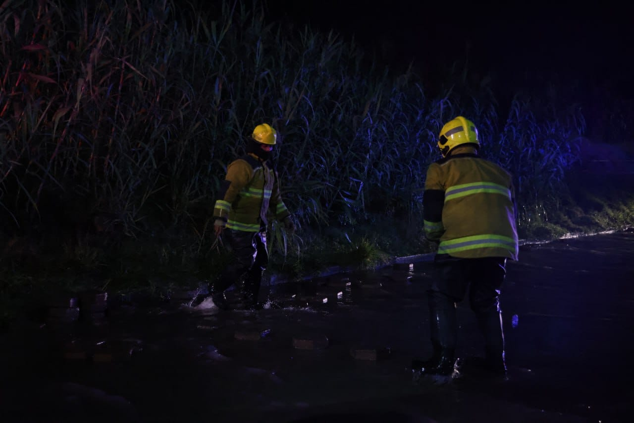 Omar Muñoz supervisa atención en Cuautlancingo tras las lluvias Omar Muñoz supervisa atención en Cuautlancingo tras las lluvias