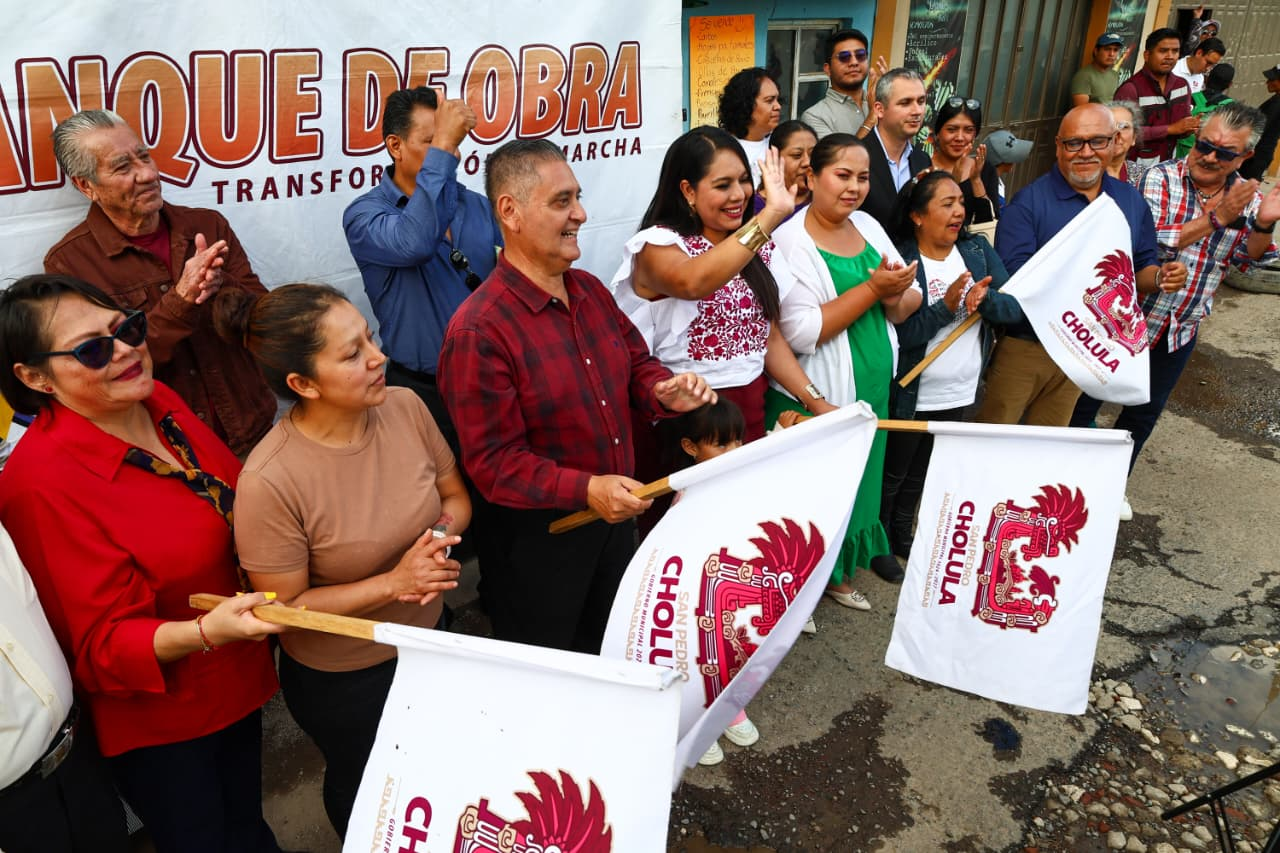 Tonantzin Fernández inicia rehabilitación de vialidades en Momoxpan y Cuachayotla