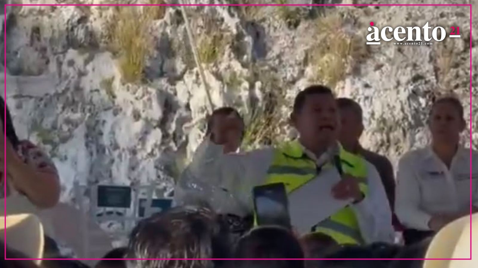 Alejandro Armenta entrega apoyos del programa Obra Comunitaria Turística en Puebla