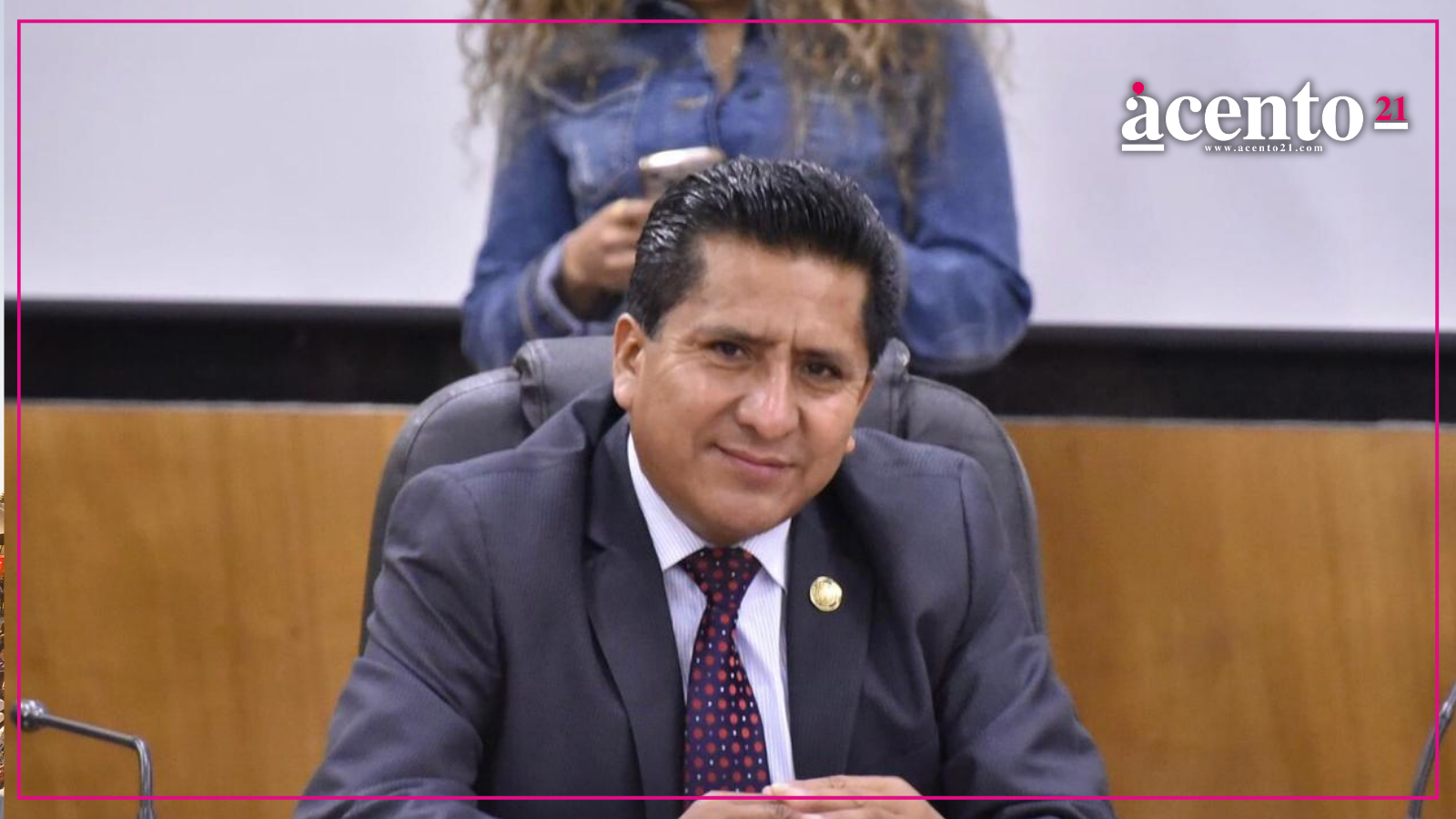 Todo resolvido: viralizan a Raymundo Atanacio con cumbia tras error