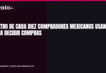 Un hombre muere en intento de linchamiento por feminicidio en Chiapas Hugo Sánchez y Gilberto Mora en un campo de futbol, con un estadio de fondo en México.